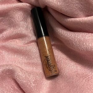 It’s just like honey MAC COSMETICS lip glass